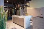 Luxe eilandkeuken met mooie kastenwand, Ophalen, Overige materialen, Bruin, Overige typen