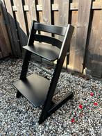 Meegroeistoel - Zwart stokke tripp trapp nieuw model, Kinderen en Baby's, Kinderstoelen, Ophalen, Gebruikt, Meegroeistoel, Gordel(s)