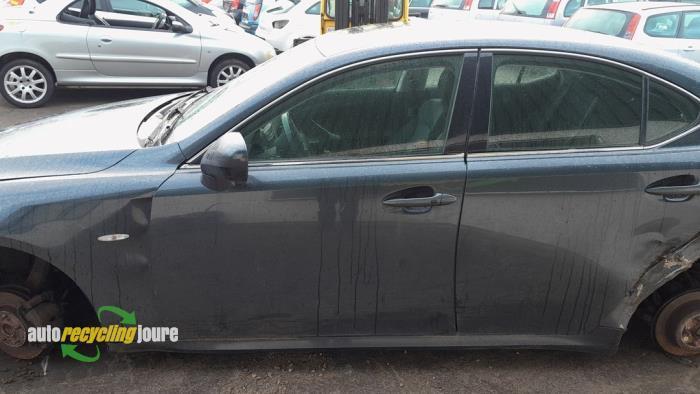 Portier 4Deurs links-voor van een Lexus IS (1G0), Auto-onderdelen, Carrosserie en Plaatwerk, Deur, Lexus, Gebruikt, 3 maanden garantie