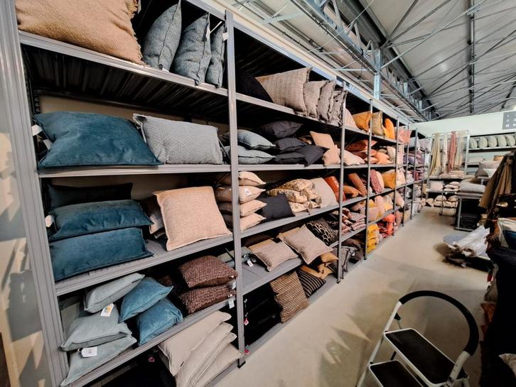 Luxe Metalen legbordstelling  275 cm H x 15 m B x 70 cm D, Huis en Inrichting, Kasten | Stellingkasten, Ophalen