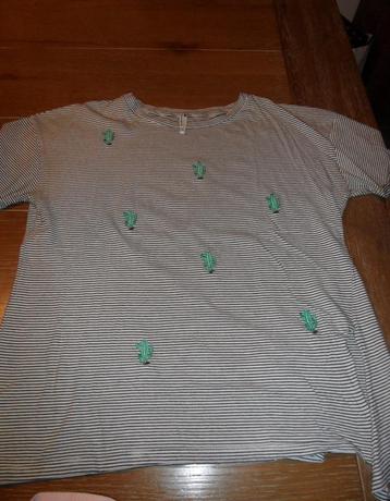 Leuk shirt met korte mouw van Stradivarius, maat M beschikbaar voor biedingen