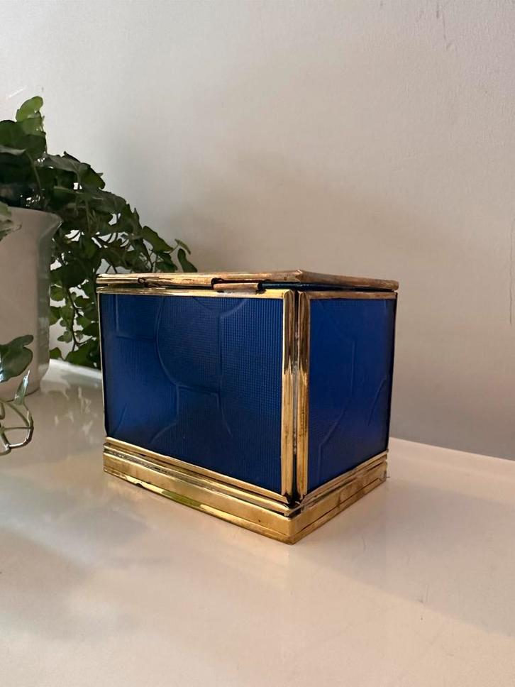 Jaren 70 bewaardoosje met blauw glas en goudkleurige randen, Antiek en Kunst, Antiek | Woonaccessoires, Ophalen of Verzenden