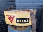Oude blikken postbode tas Breda bier 3 hoefijzers, Ophalen of Verzenden, Gebruikt, Overige typen, Overige merken
