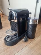 Nespresso citiz met melkopschuimer, Ophalen, Zo goed als nieuw, Koffiemachine, Koffiepads en cups