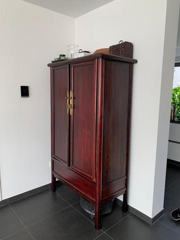 Chinese kast beschikbaar voor biedingen
