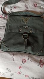 prada handtas, Sieraden, Tassen en Uiterlijk, Tassen | Damestassen, Ophalen of Verzenden, Zo goed als nieuw, Grijs, Schoudertasje