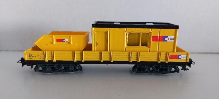 Strukton Lage Bakwagon met Bouwkeet en Puincontainer (07), Hobby en Vrije tijd, Modeltreinen | H0, Nieuw, Wagon, Wisselstroom
