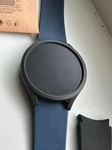 Samsung Galaxy Watch 4 44mm zwart beschikbaar voor biedingen
