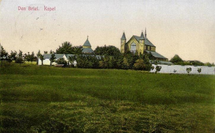 Den Briel, Kapel - 1934 gelopen, Verzamelen, Ansichtkaarten | Nederland, Ongelopen, Noord-Brabant, Voor 1920, Ophalen of Verzenden