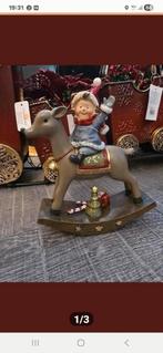 Kerstkind op schommel paardje
16 x 6 x 19 cm, Diversen, Kerst, Ophalen of Verzenden