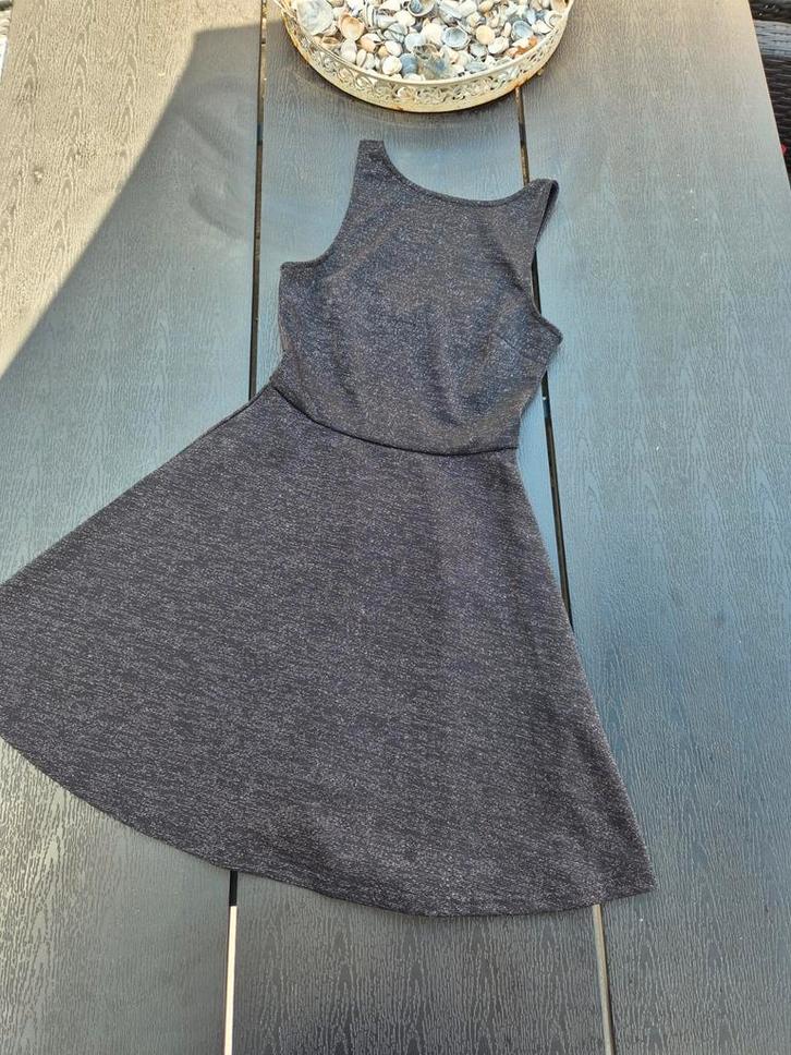 Glitter jurk Fb sister maat xs, Kleding | Dames, Jurken, Zo goed als nieuw, Maat 34 (XS) of kleiner, Zwart, Boven de knie, Ophalen of Verzenden