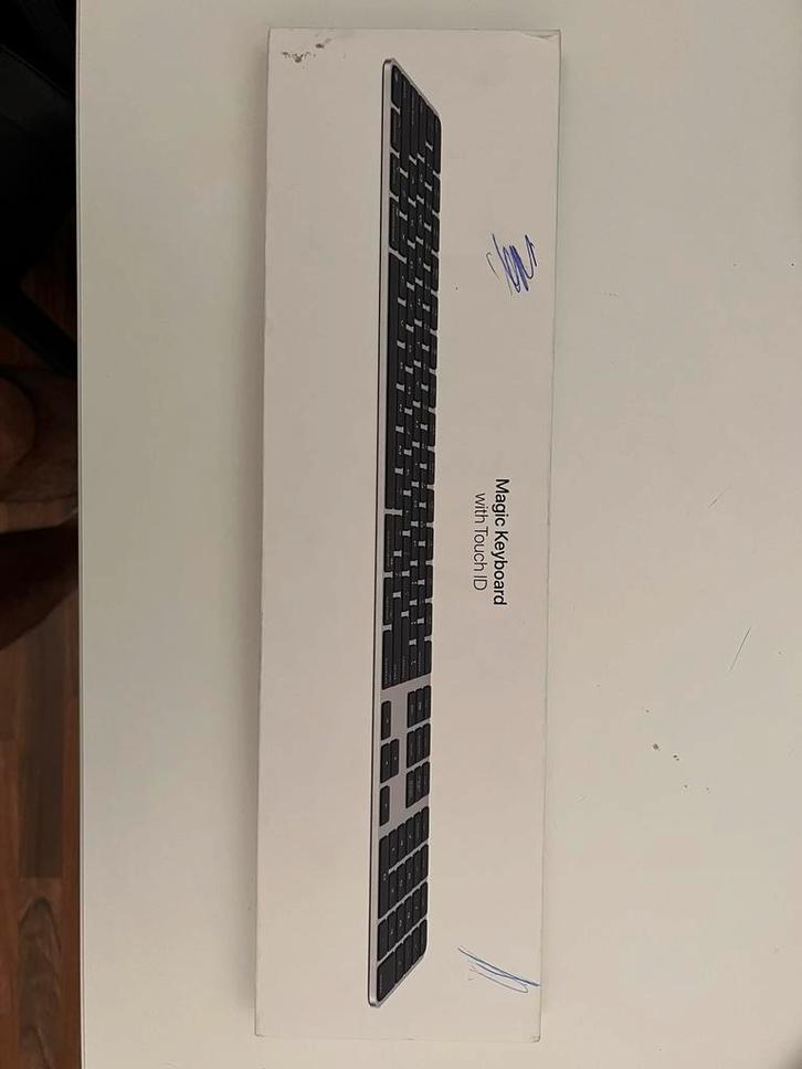 Magic Keyboard with Touch ID, Computers en Software, Toetsenborden, Nieuw, Qwerty, Draadloos, Ophalen of Verzenden