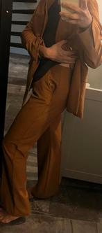 Bershka Maat M/38 - Opruiming! Mooi pak tijdloos, Maat 38/40 (M), Kostuum of Pak, Bruin, Ophalen of Verzenden