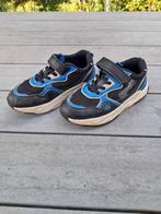 K112 Zwart blauwe sneakers BlueBox maat 30, Gebruikt, Bluebox, Schoenen, Ophalen of Verzenden