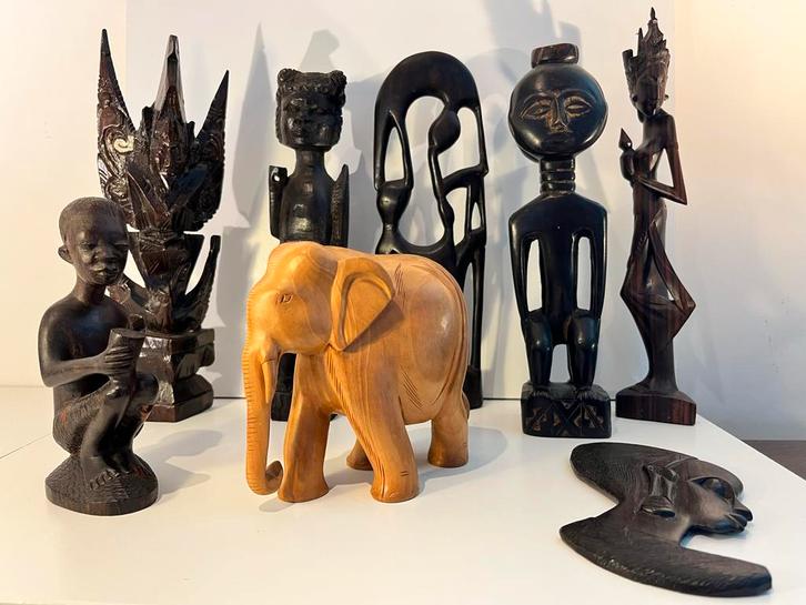 LOT: 2508K-Houten Beelden Collectie - Handgesneden Kunst, Antiek en Kunst, Kunst | Beelden en Houtsnijwerken, Ophalen of Verzenden