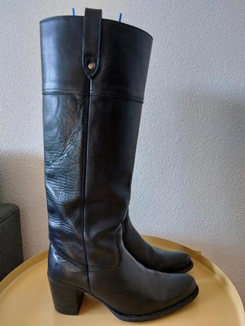 SENDRA zwarte LEREN LAARZEN maat 39 - Zo goed als nieuw! beschikbaar voor biedingen