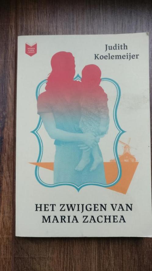 Het Zwijgen van Maria Zachea, Judith Koelemeijer., Boeken, Romans, Zo goed als nieuw, Nederland, Ophalen of Verzenden