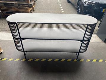Yinthe kast Light&Living beschikbaar voor biedingen