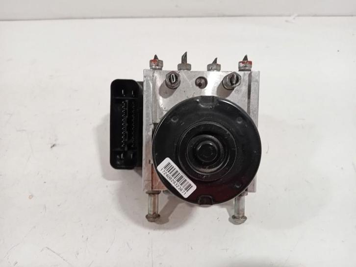 Abs pomp Suzuki Swift, Auto-onderdelen, Remmen en Aandrijving, Suzuki, Gebruikt, Herkomst onderdeel bekend, 12 maanden garantie