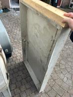 Betonnen lek bak, Ophalen