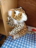 Tijger mama met kind in bek knuffel 30 cm groot, Ophalen of Verzenden