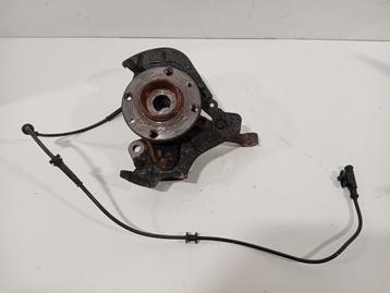 Wielnaaf links voor Fiat Panda beschikbaar voor biedingen