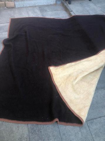 Grote zware vintage deken Dralon 220x220 beschikbaar voor biedingen