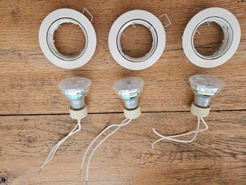 3 nieuwe spots met ledlampen beschikbaar voor biedingen