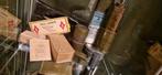 Lot ww2 wo2 foot powder, insecticiden, zeep, schoen smeersel, Verzamelen, Militaria | Tweede Wereldoorlog, Ophalen of Verzenden