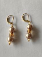 Goud kleurige Oorbellen met Parelmoer, Ophalen of Verzenden, Nieuw