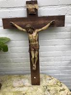 Antiek gipsen crucifix, Antiek en Kunst, Ophalen