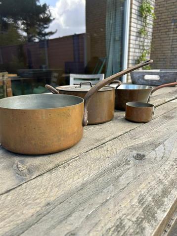 4 delig koperen pannenset beschikbaar voor biedingen
