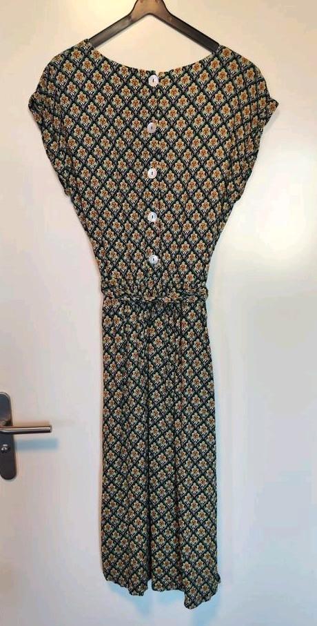 Leuke luchtige king Louie 40 zomerjurk met knopen achter, Kleding | Dames, Jurken, Zo goed als nieuw, Maat 38/40 (M), Groen, Onder de knie