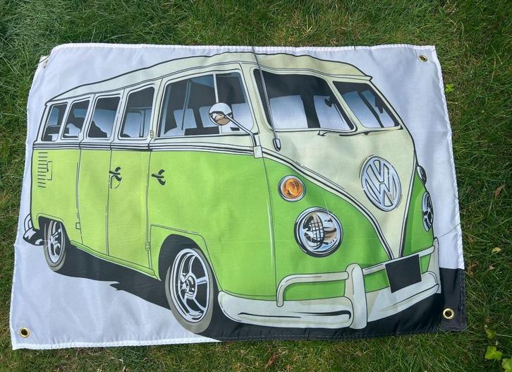 VW BUS BANNER 60X90 RETRO GARAGE MENSROOM BEVESTIGGING OGEN, Auto diversen, Wieldoppen, Nieuw, Ophalen of Verzenden