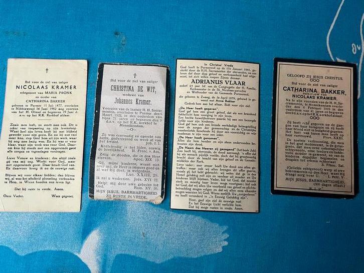 4 Oude Bidprentjes - Familie Thema, Verzamelen, Bidprentjes en Rouwkaarten, Ophalen of Verzenden