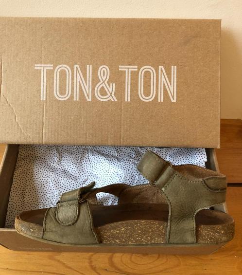 Ton & Ton leren kinder sandalen (groen) - maat 31, Kinderen en Baby's, Kinderkleding | Schoenen en Sokken, Gebruikt, Overige typen