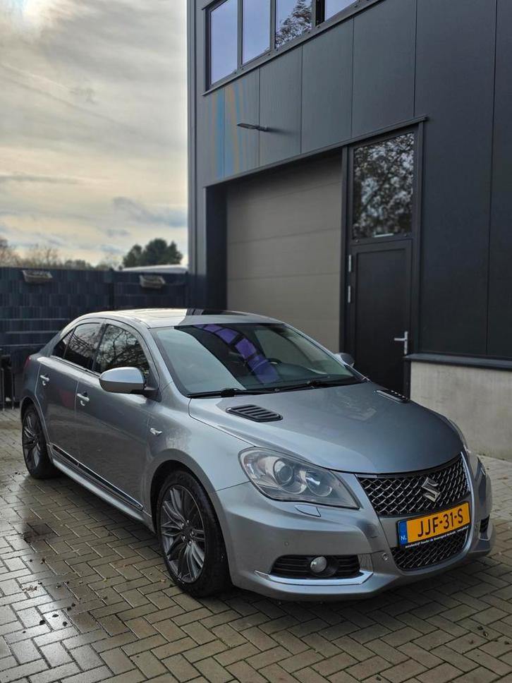 Suzuki kizashi 2.4 nieuwstaat alle opties handgeschakeld, Auto's, Suzuki, Particulier, Ophalen
