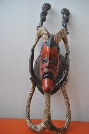 Masker, afrikaans, houtsnijwerk