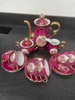 Serviesje oud maar nog zgan, Ophalen of Verzenden