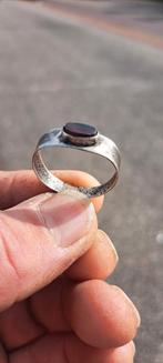 Middeleeuws zilveren ring Bodemvondst, Ophalen of Verzenden, Zilver, Ring