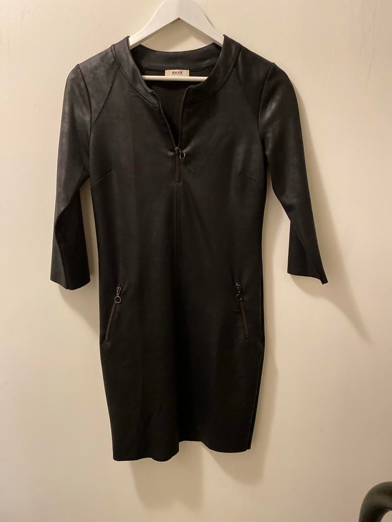 Jurkje Anna v toor xs, Zwart, Ophalen of Verzenden, Zo goed als nieuw, Maat 36 (S)