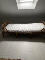 Mooie rotan kinder bed, Huis en Inrichting, Slaapkamer | Bedden, Eenpersoons, Verzenden, Zo goed als nieuw, 200 cm