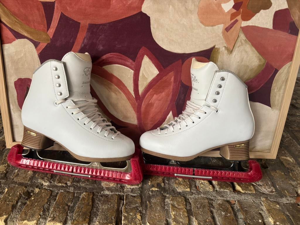 Elle x Jackson kunstschaatsen maat 39, Sport en Fitness, Schaatsen, Zo goed als nieuw, Kunstschaatsen, Ophalen, Overige merken