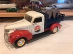 1:18 Ford V8 Pickup & Chevrolet Pickup Pepsi Cola, Ophalen of Verzenden, Gebruikt, Auto, Solido