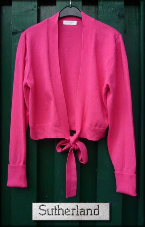 Vest SUTHERLAND Roze - Maat XL - Mooi roze fijn gebreid vest, Kleding | Dames, Truien en Vesten, Zo goed als nieuw, Maat 46/48 (XL) of groter