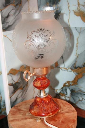 Antieke/Vintage Tafellamp beschikbaar voor biedingen