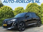 Peugeot 2008 1.2 PureTech Allure *Navi*Trekhaak*, Voorwielaandrijving, Gebruikt, 1199 cc, Leder en Stof