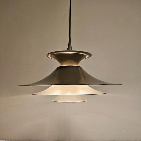 Deense Hanglamp RADIUS Erik Balslev, Fog & Mørup design, Huis en Inrichting, Lampen | Hanglampen, Zo goed als nieuw, Minder dan 50 cm