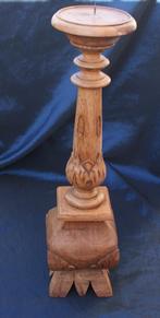 Oude houten kandelaar hoogte 56 cm, Ophalen