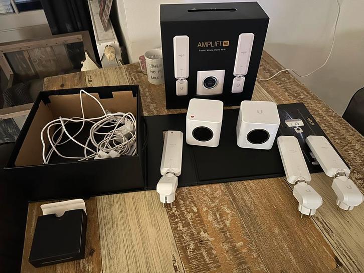 Amplifi HD router, Computers en Software, Routers en Modems, Zo goed als nieuw, Ophalen of Verzenden